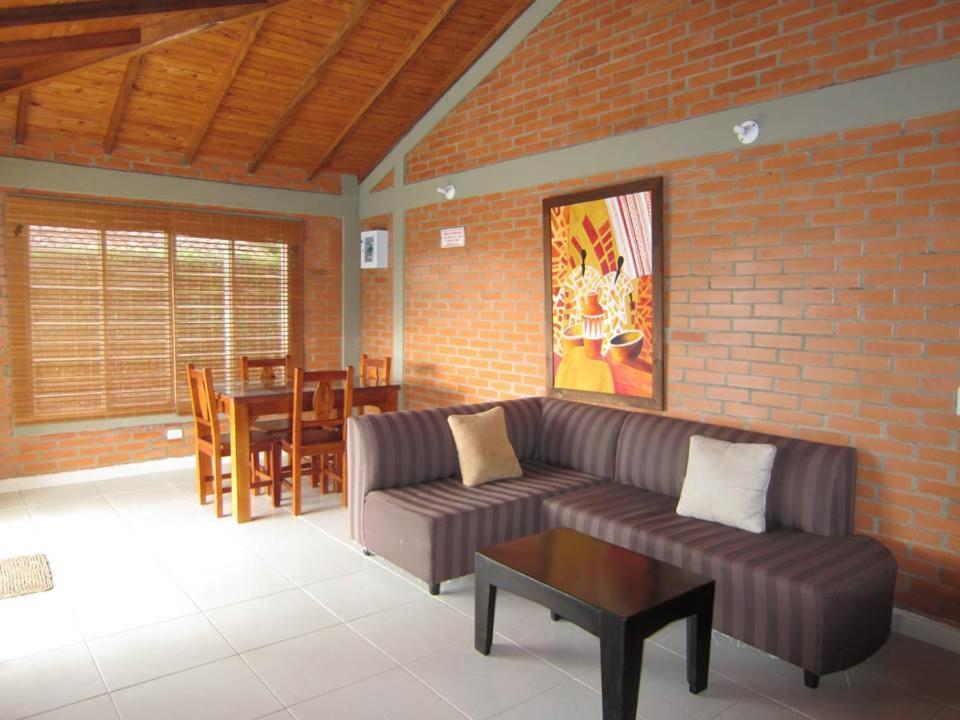 Finca La Bilbaina # 4 Villa Pueblo Tapao Room photo